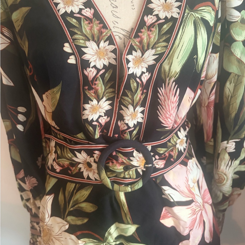 FARM Rio Surreal Flower Belted Minidress size M - Picture 5 of 6